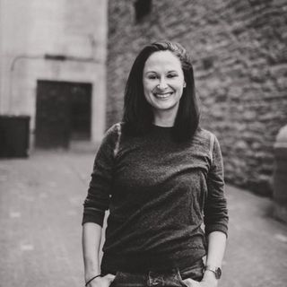 Natasha Etzel author headshot.