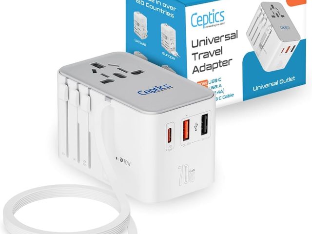 A blue and white box, a multicharger, and a cord all against a white background.