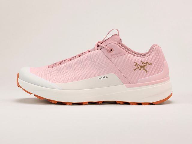 The Arc'teryx Kopec GTX Shoe set against a beige background.