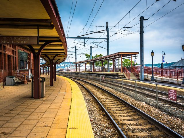 Union Station and railroad tracks in New London, Connecticut