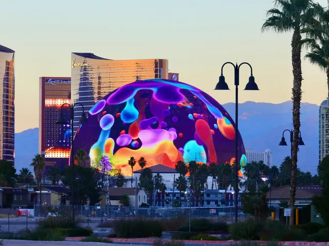 A view of the Las Vegas Sphere covered with colors.