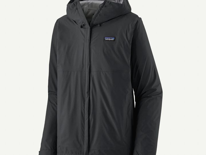 A balck Patagonia Torrentshell 3L Rain Jacket against a white background.